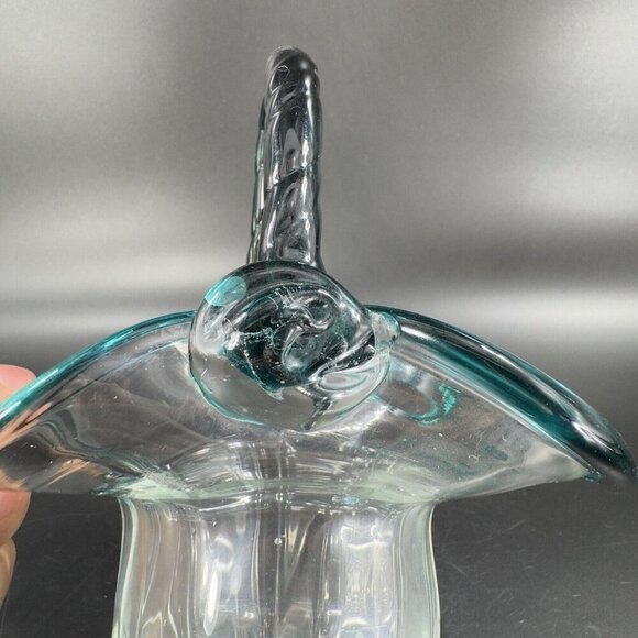 Hand Blown Glass Basket Bowl With Dark Green Edges Handle And Clear Center VTG - Picture 6 of 15